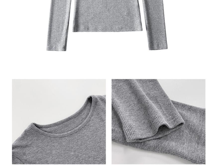 Plain Long-Sleeve Skinny Knit Crop Top in 8 Colors Product Image