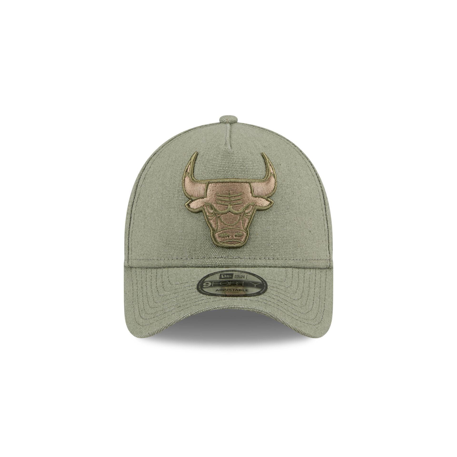 Milwaukee Bucks Core Classic 9TWENTY Adjustable Hat Male Product Image