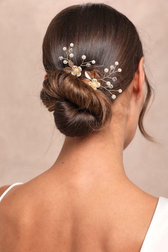 Gorgeous Addition Gold Pearl Flower 5-Piece Hair Pin Set Product Image