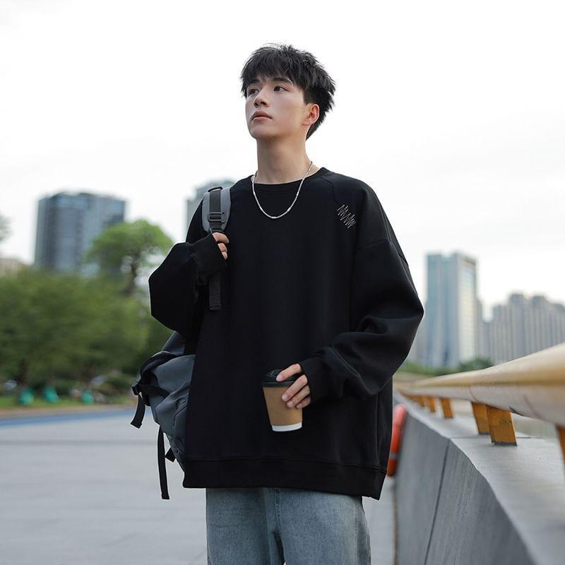 Crew Neck Plain Oversized Sweatshirt Product Image