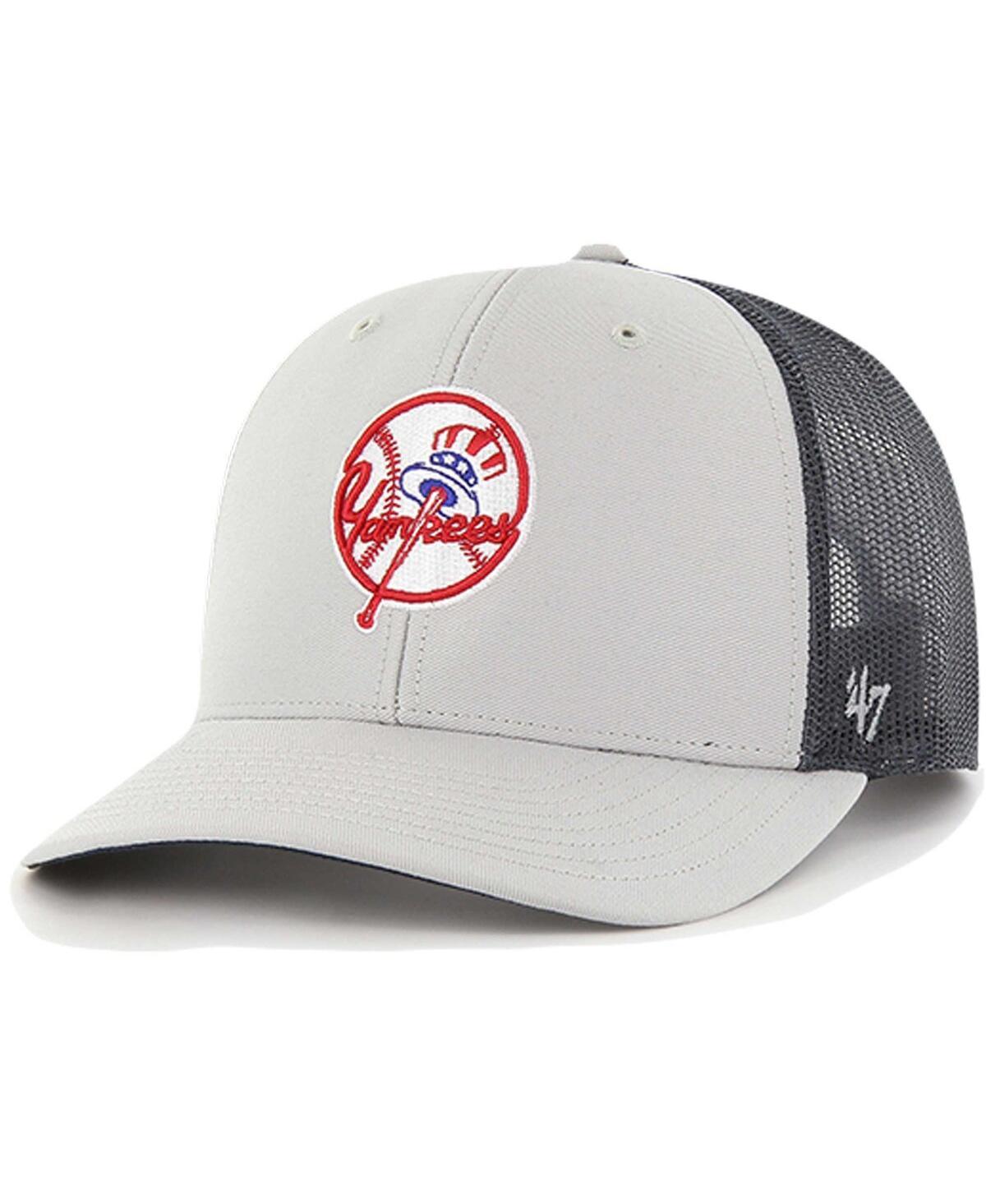 Mens 47 Gray New York Yankees Secondary Trucker Snapback Hat Product Image