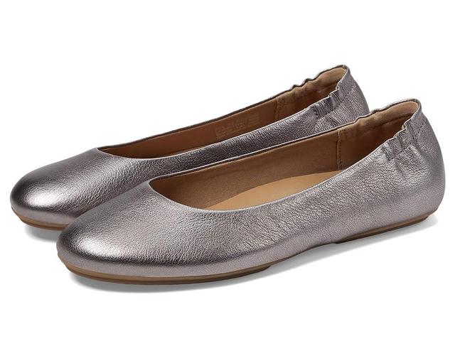 Dansko Mollie Metallic) Women's Flat Shoes Product Image