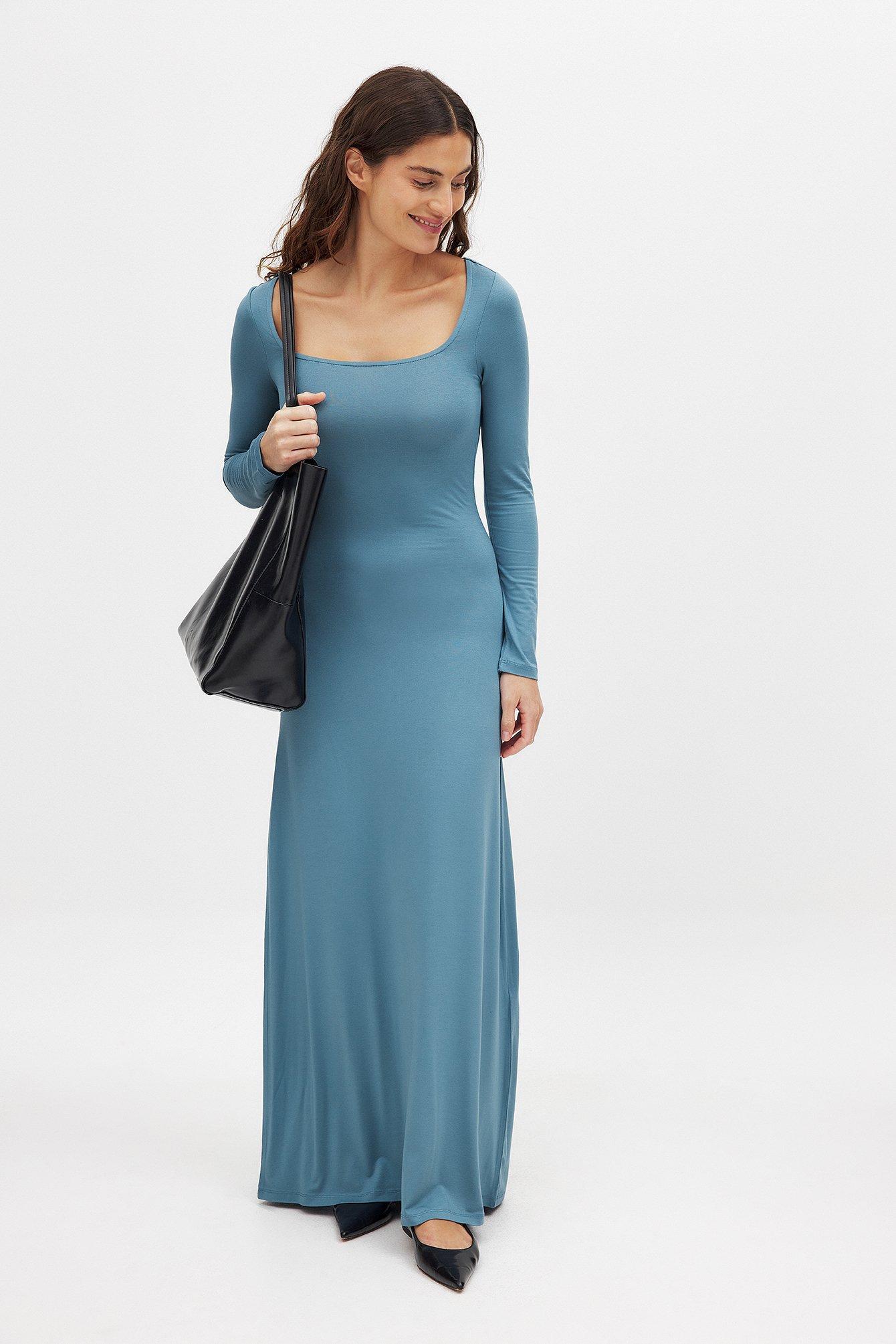 Soft Line Scoop Neck Maxi Dress Product Image