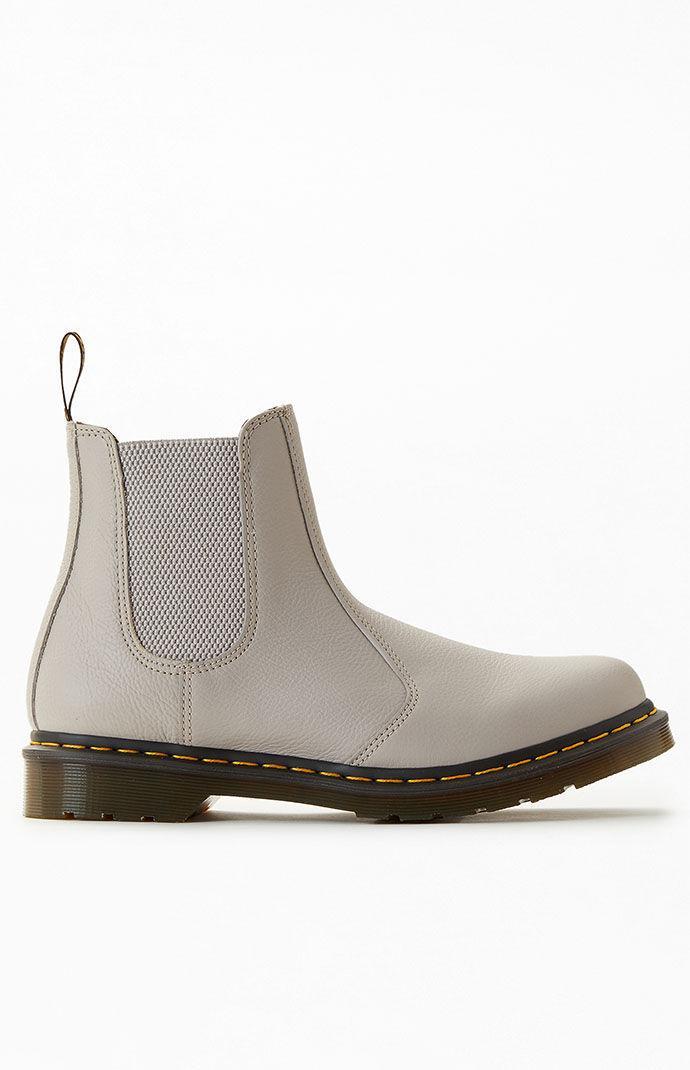 2976 Women's Leather Chelsea Boots Product Image