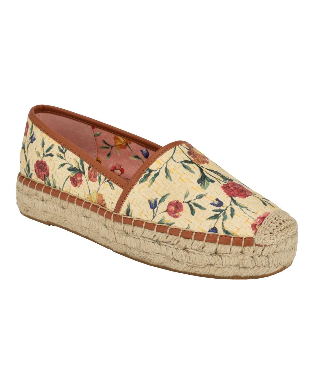 Guess Womens Joelyn Closed Toe Jute Casual Espadrille Flats Product Image