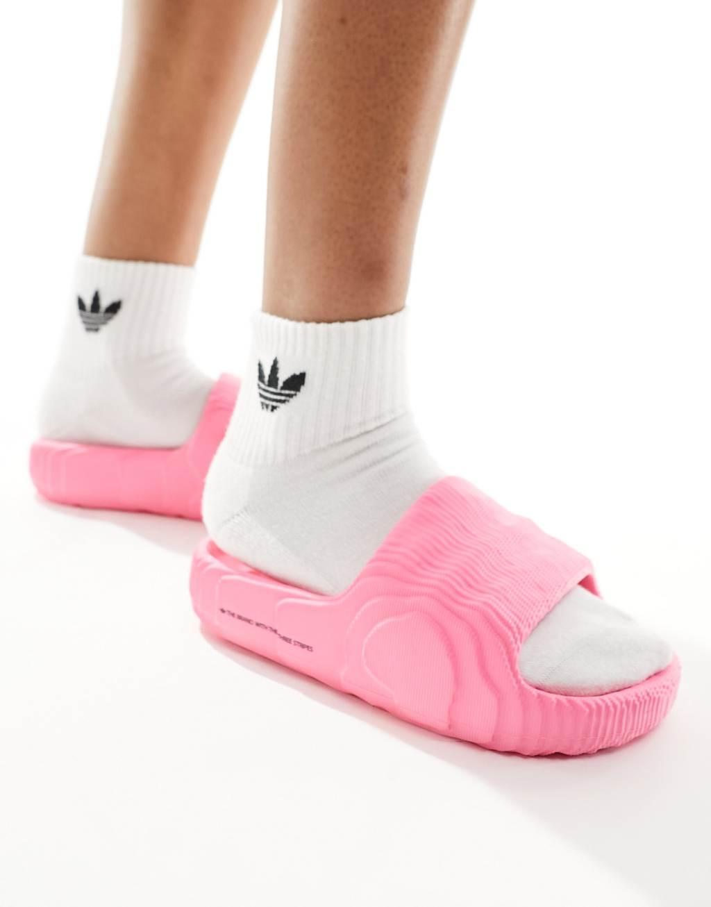 adidas Originals Adilette 22 slides in pink Product Image