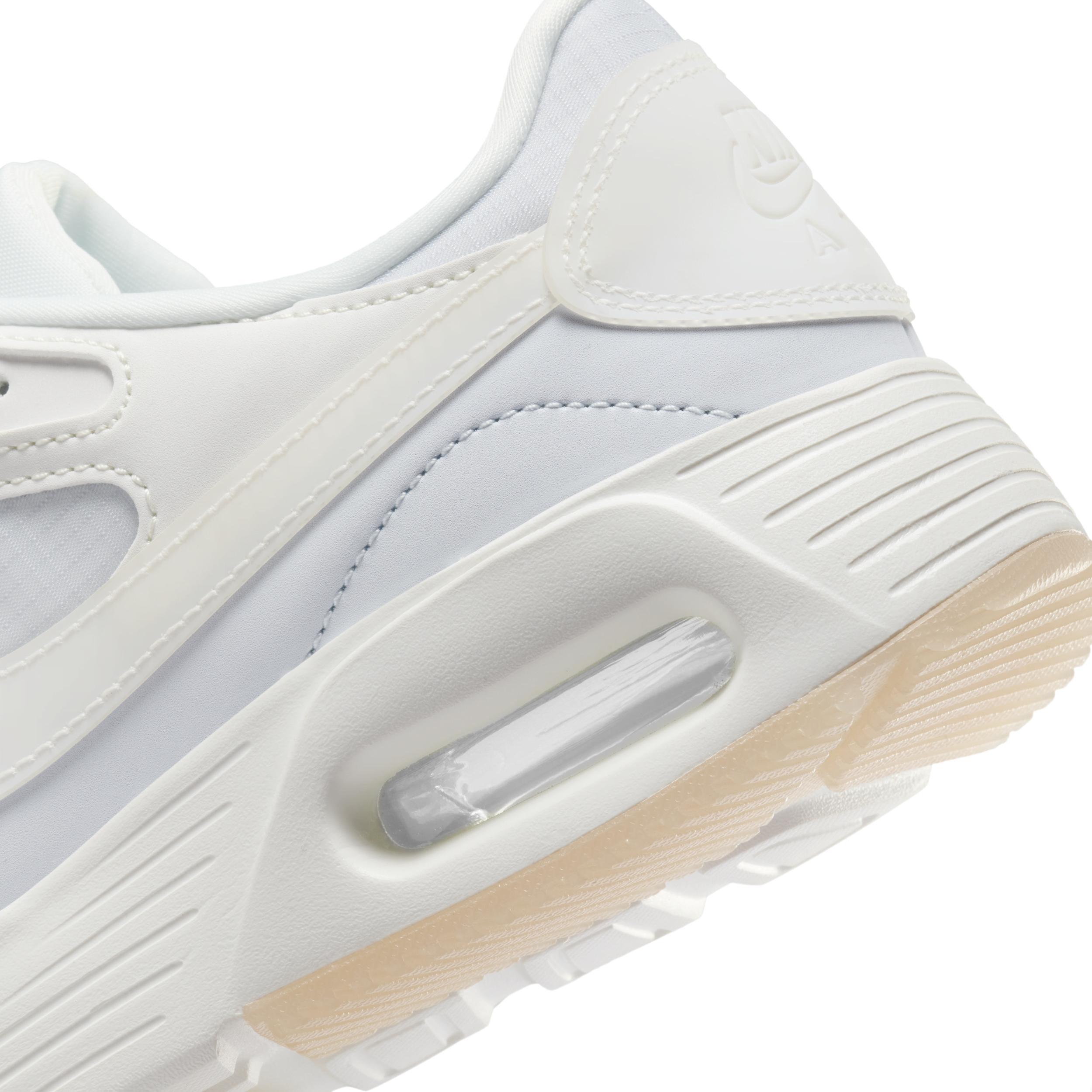 Nike Women's Air Max SC Trend Shoes Product Image