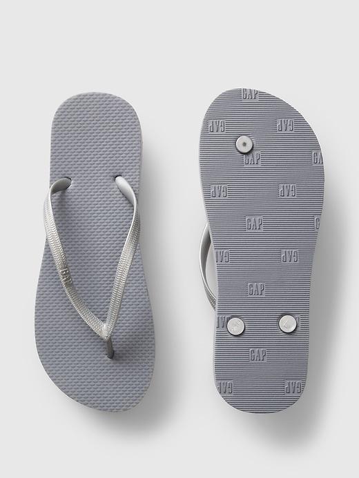 Basic Flip Flops Product Image