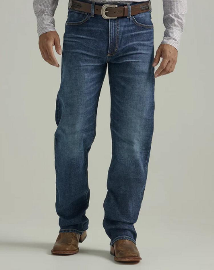 Wrangler 20X® Men's No. 33 Xtreme Relax Straight Leg Jeans Product Image