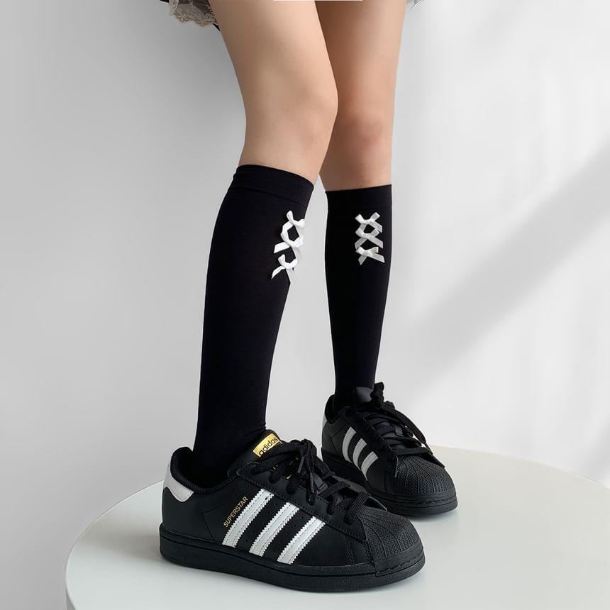 Bow Accent Knee High Socks Product Image