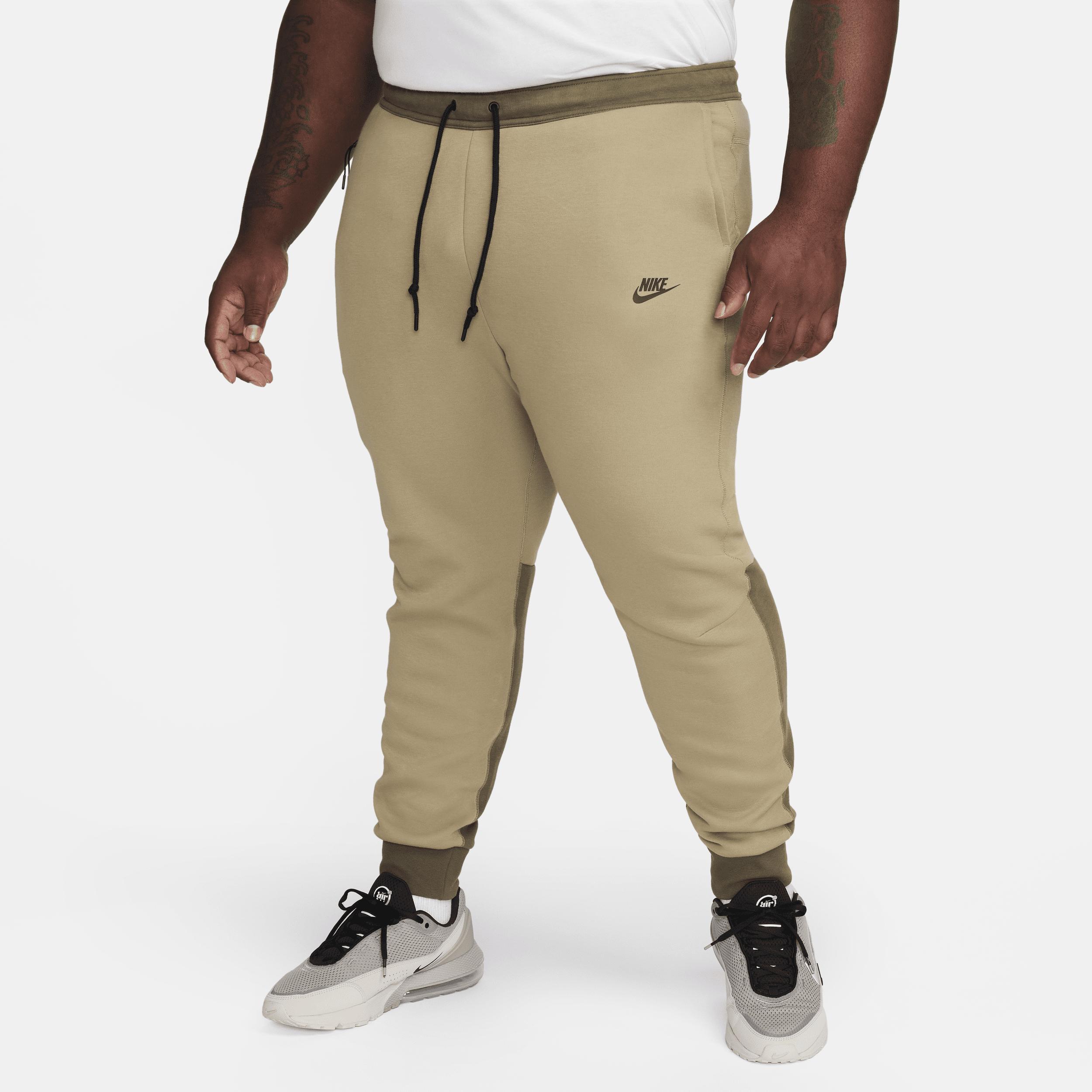 Men's Nike Sportswear Tech Fleece Jogger Pants Product Image