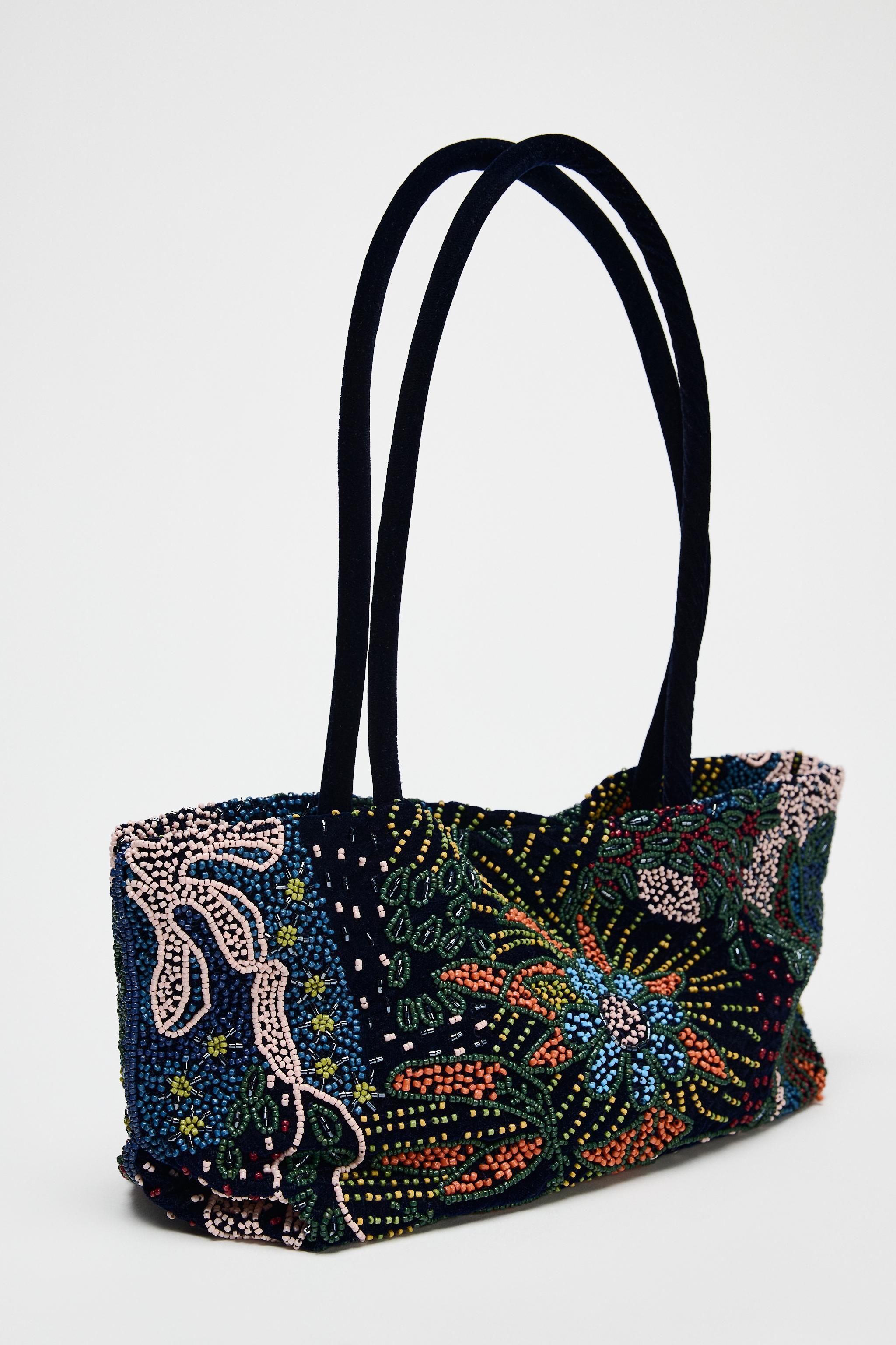 BEADED SHOULDER BAG Product Image