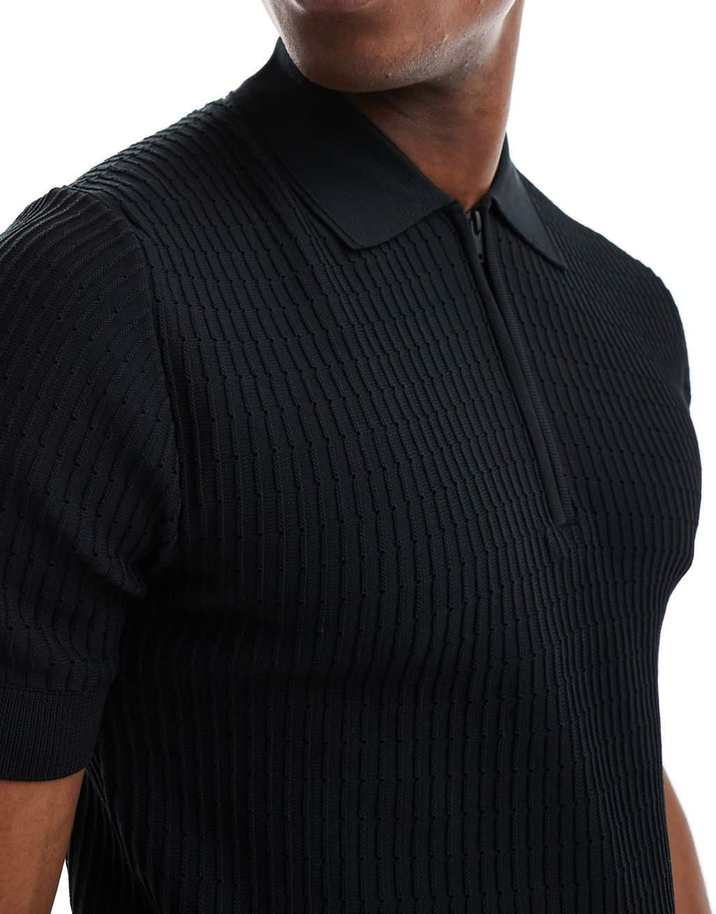 River Island muscle fit half zip polo in black Product Image