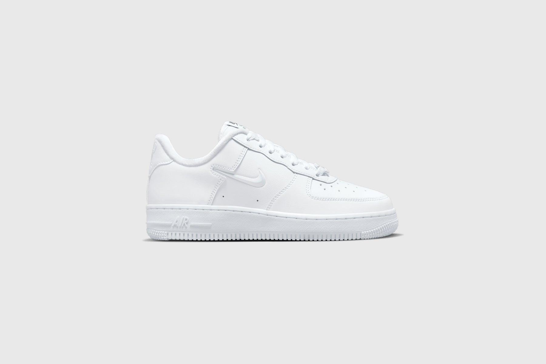 Women's Air Force 1  '07 SE 'Tie Dye Swoosh' - White/Multi Color/Black Female Product Image