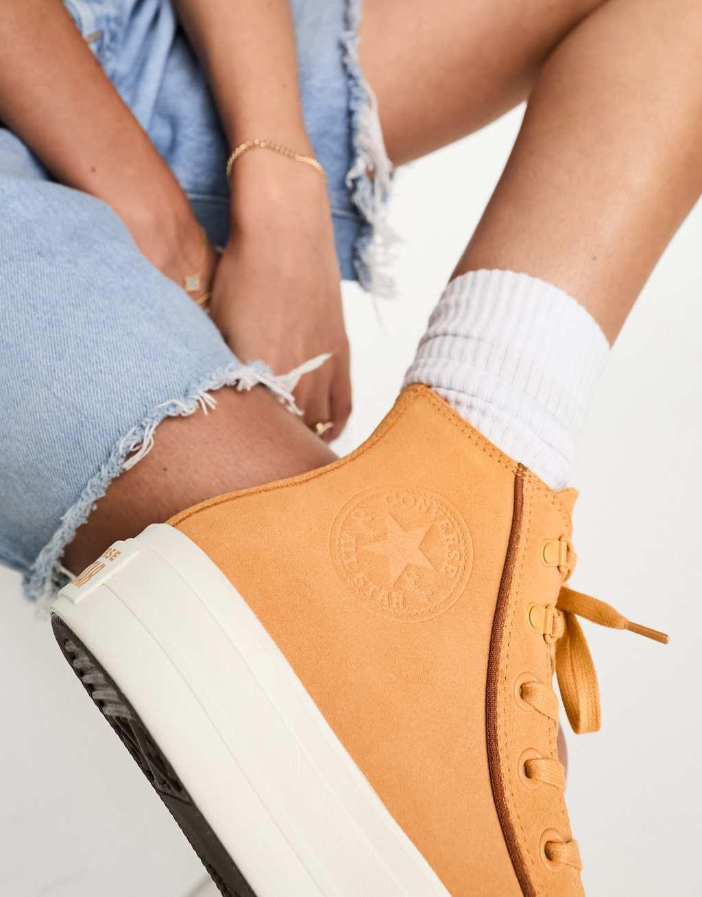 Converse Chuck Taylor All Star Lift platform sneakers in tan Product Image