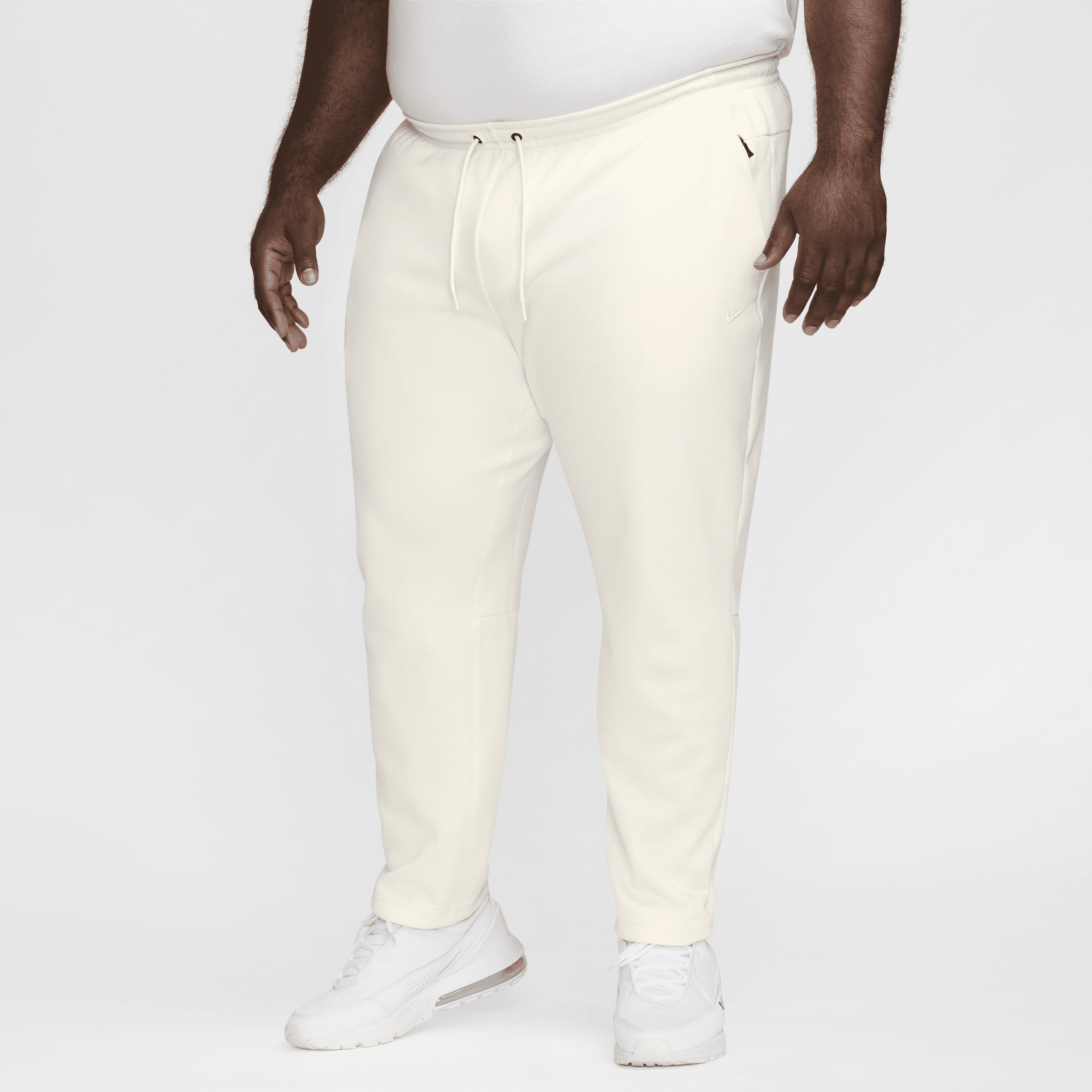 Nike Men's Primary Dri-FIT UV Tapered Versatile Pants Product Image