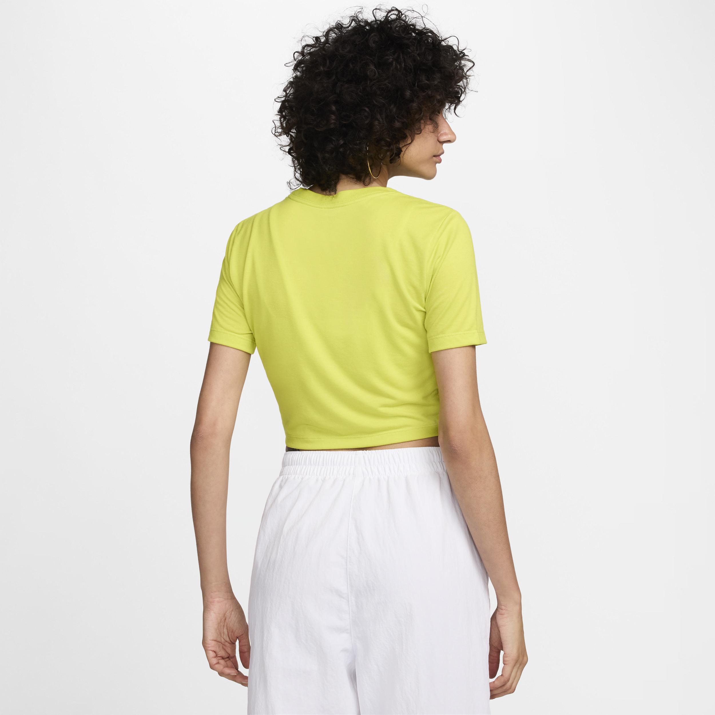 Women's Nike Sportswear Essential Slim Cropped T-Shirt Product Image