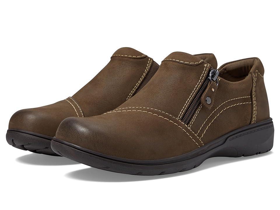 Clarks Carleigh Ray Nubuck) Women's Flat Shoes Product Image