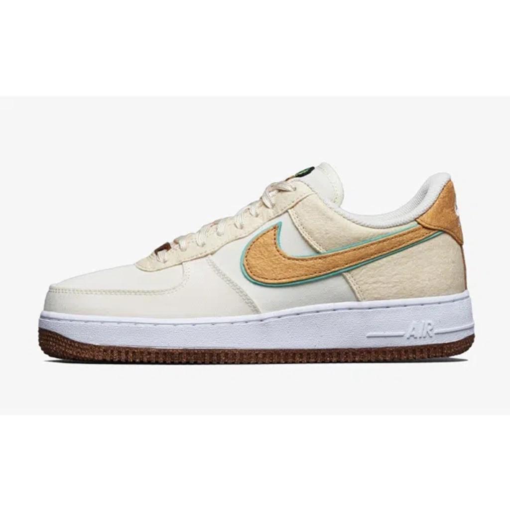 Air Force 1 '07 Premium Coconut Milk/metallic Gold Cz1631-100 Men's In White Product Image