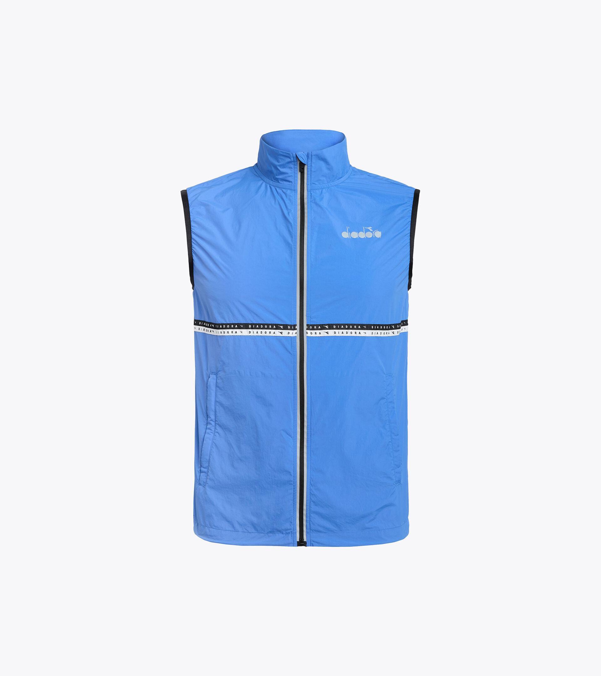 PACKABLE VEST Product Image