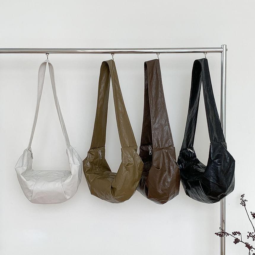 Plain Faux Leather Crossbody Bag Product Image