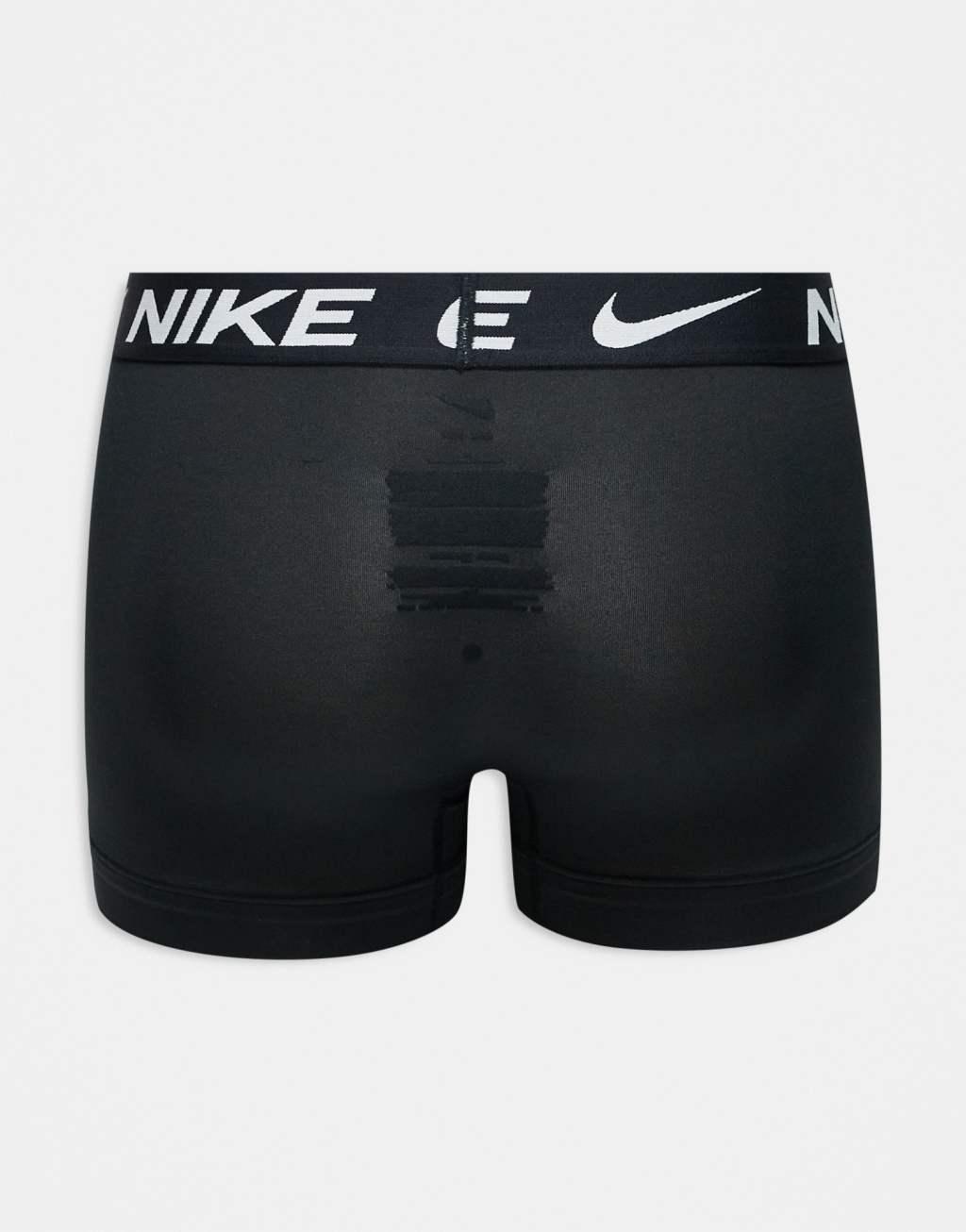 Nike Essential Microfiber 3 pack trunk in swoosh print/black/red Product Image