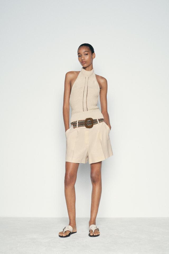 BELTED LINEN BLEND SHORTS Product Image