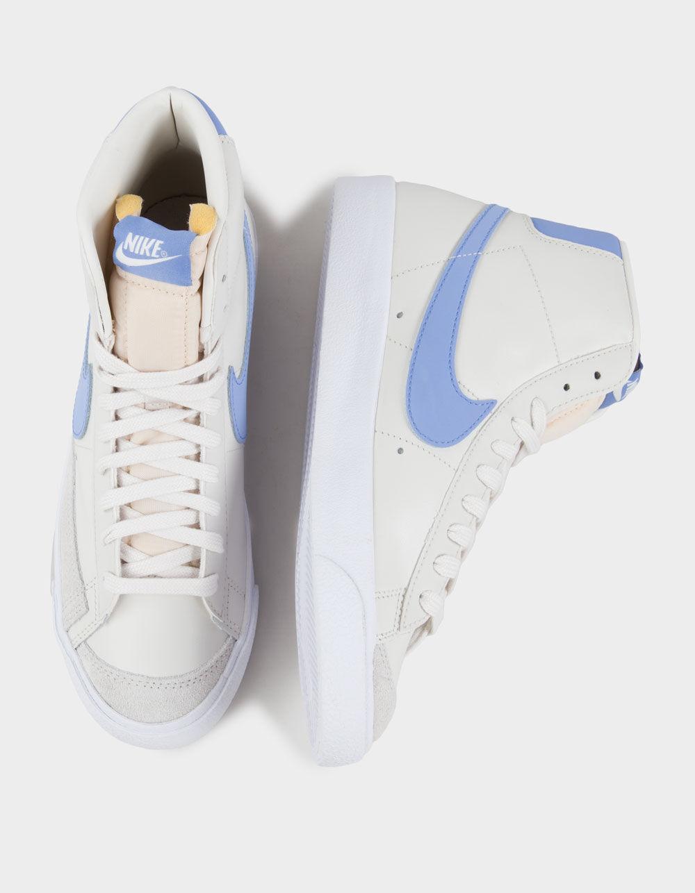 NIKE Blazer Mid '77 Womens Shoes Product Image