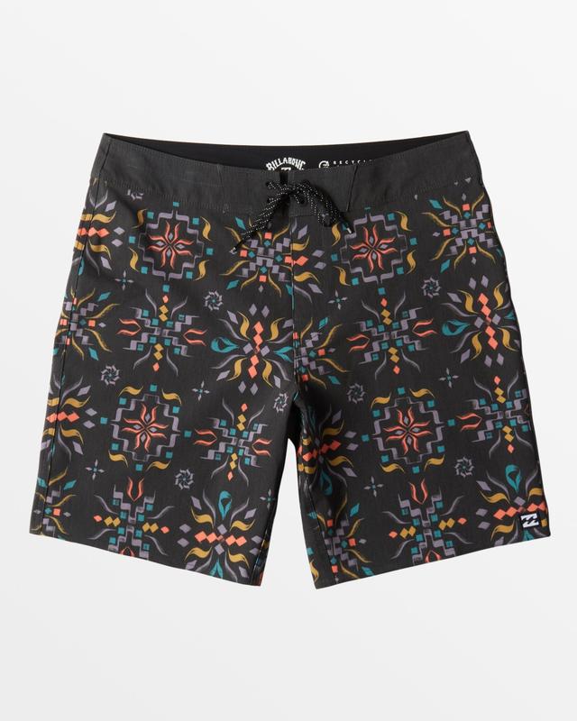 Good Times Pro 18" Boardshorts - Black Multi Male Product Image