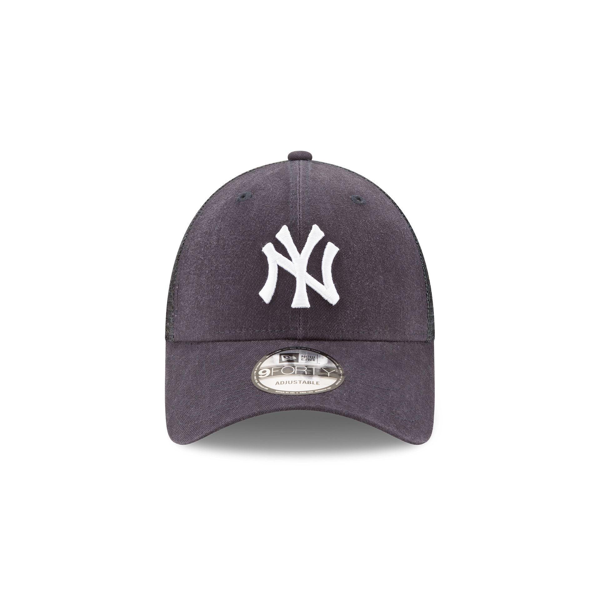 New York Yankees 9FORTY Trucker Hat Male Product Image