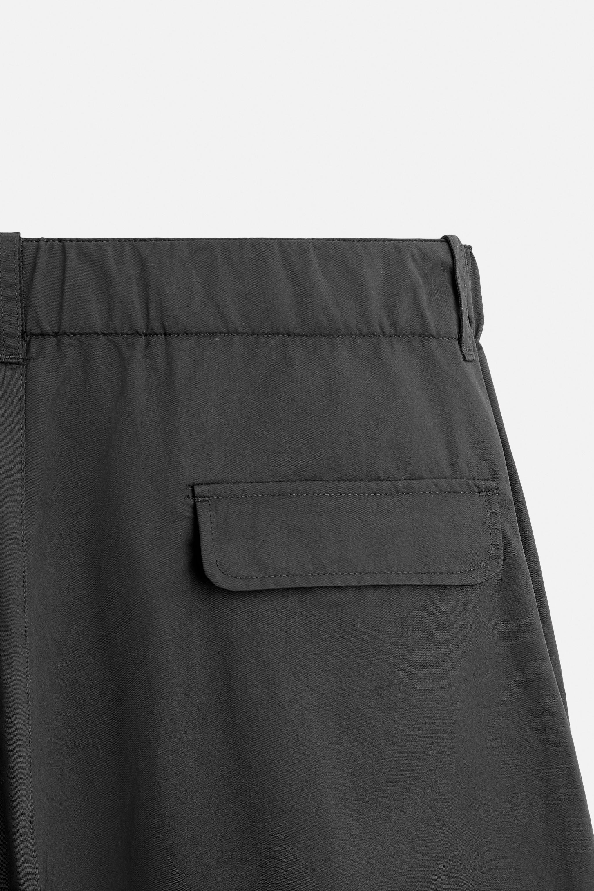 TECHNICAL PARACHUTE PANTS Product Image