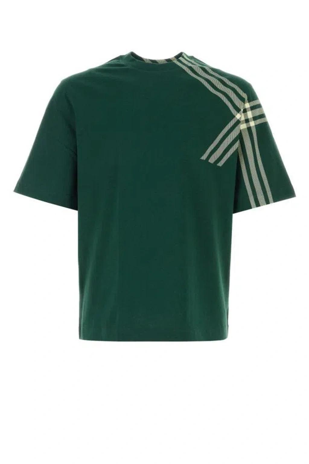 T-shirt In Green Product Image