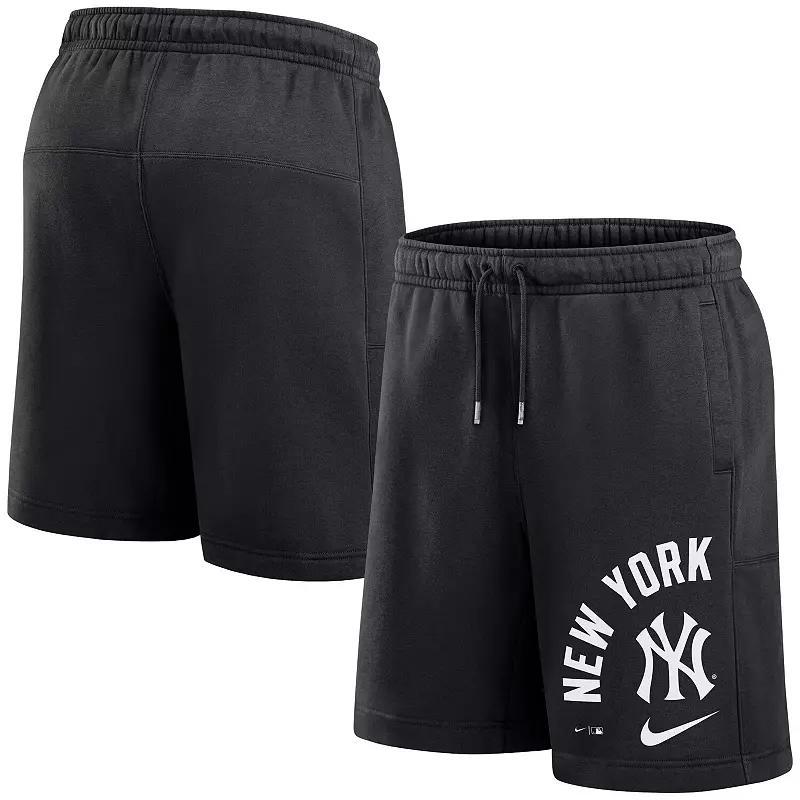 New York Yankees Arched Kicker Nike Men's MLB Shorts Product Image