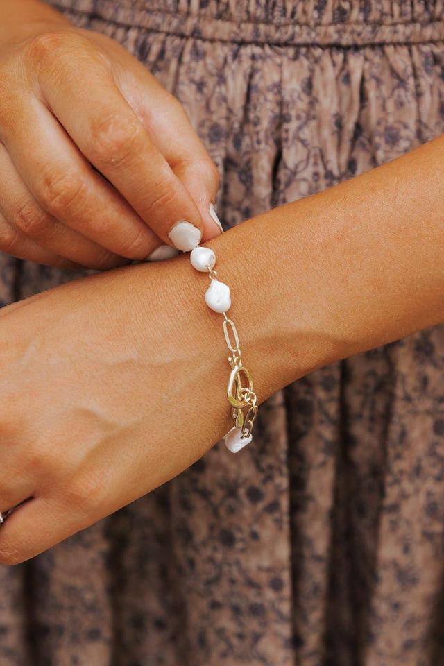 Gold Pearl Beaded Chain Bracelet Product Image