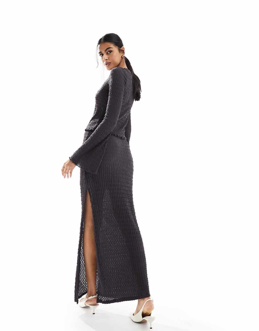 Vero Moda textured jersey maxi skirt in asphalt gray - part of a set Product Image