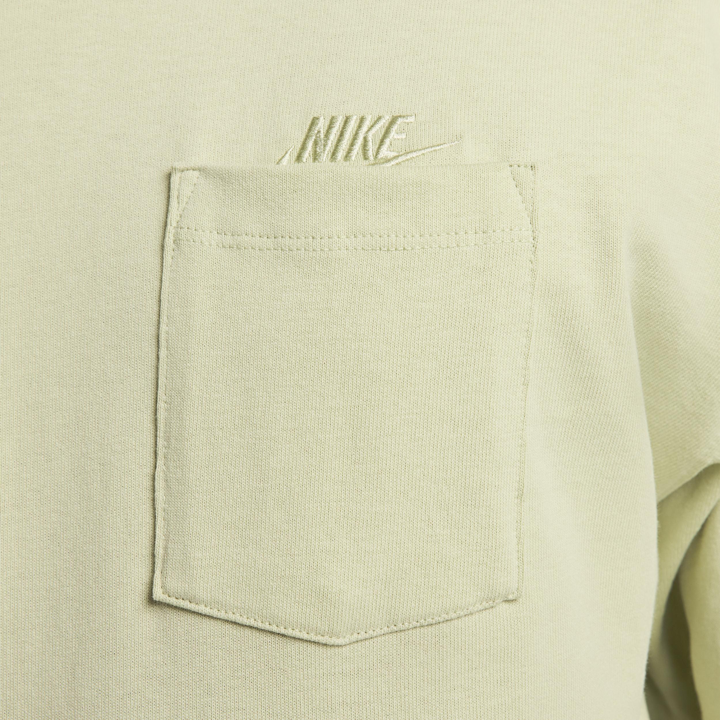 Men's Nike Sportswear Premium Essentials Long-Sleeve Pocket T-Shirt Product Image