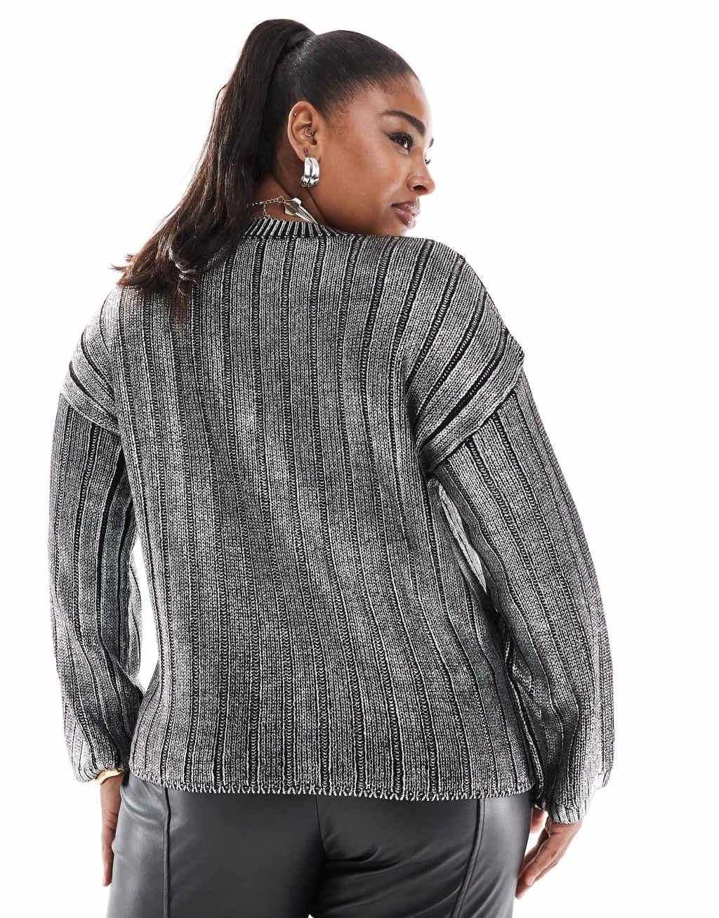 ONLY Curve cropped cable sweater in metallic silver Product Image