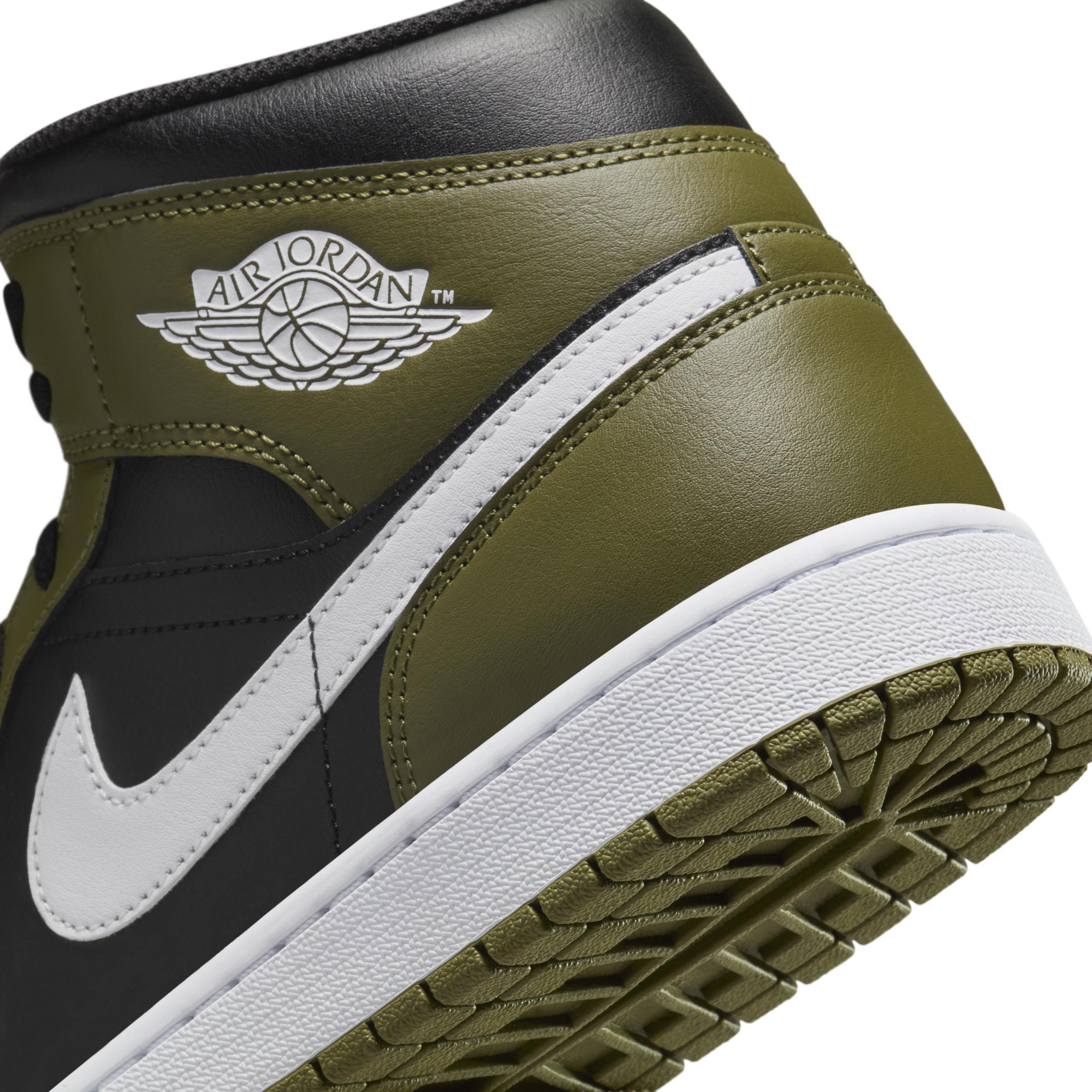 Men's Air Jordan 1 Mid Shoes Product Image