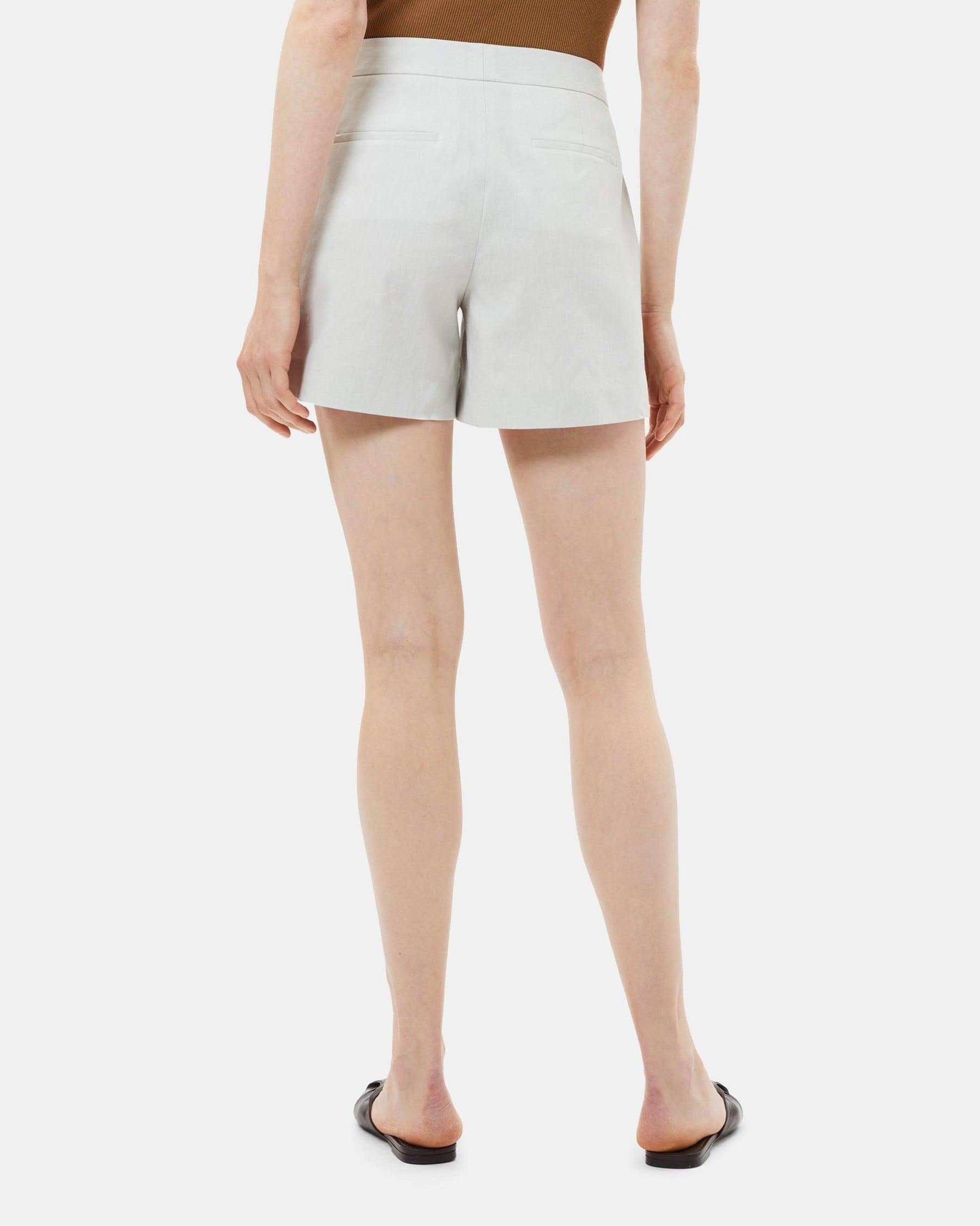 Tailored Short in Linen Blend Mélange Product Image