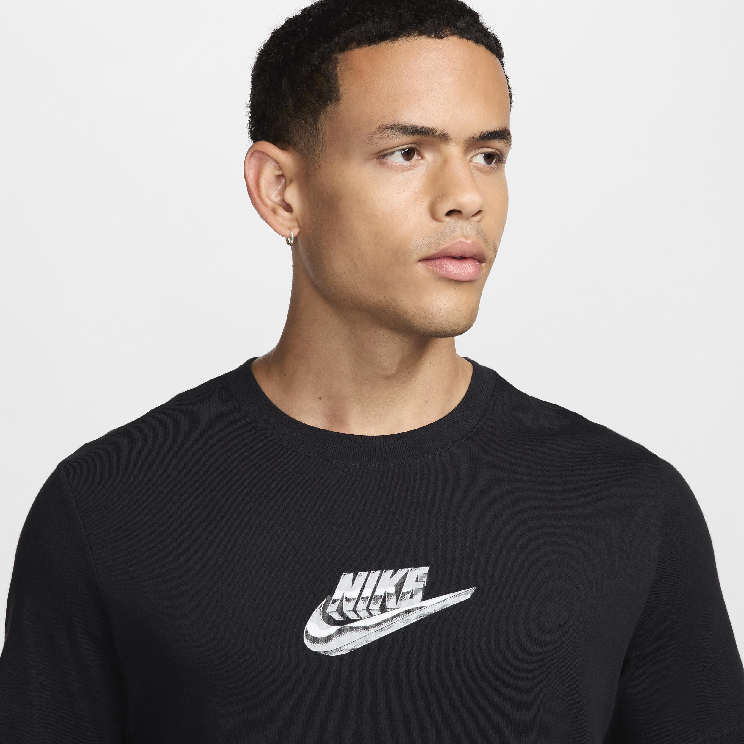 Nike Sportswear Men's T-Shirt Product Image