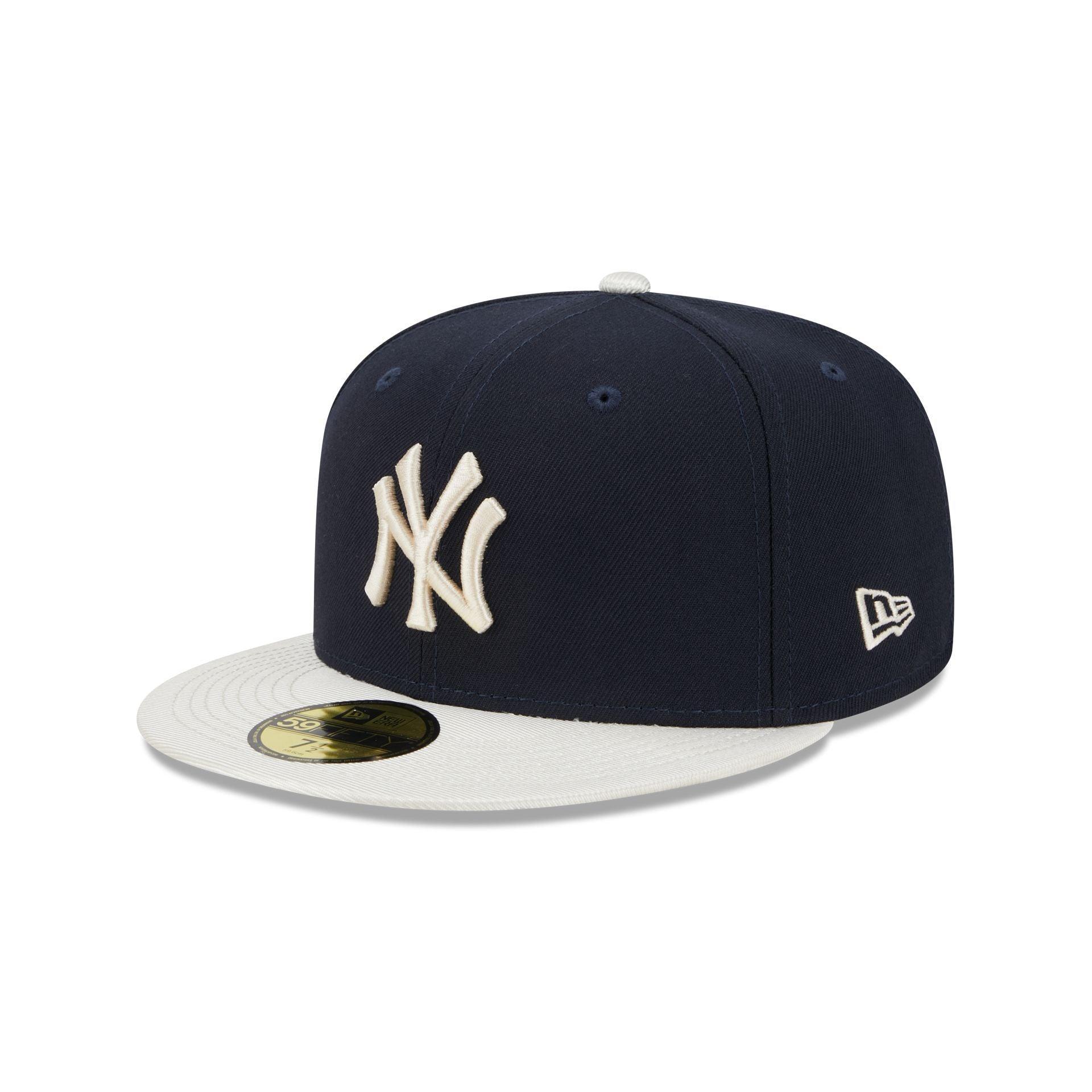 New York Yankees Team Shimmer 59FIFTY Fitted Hat Male Product Image