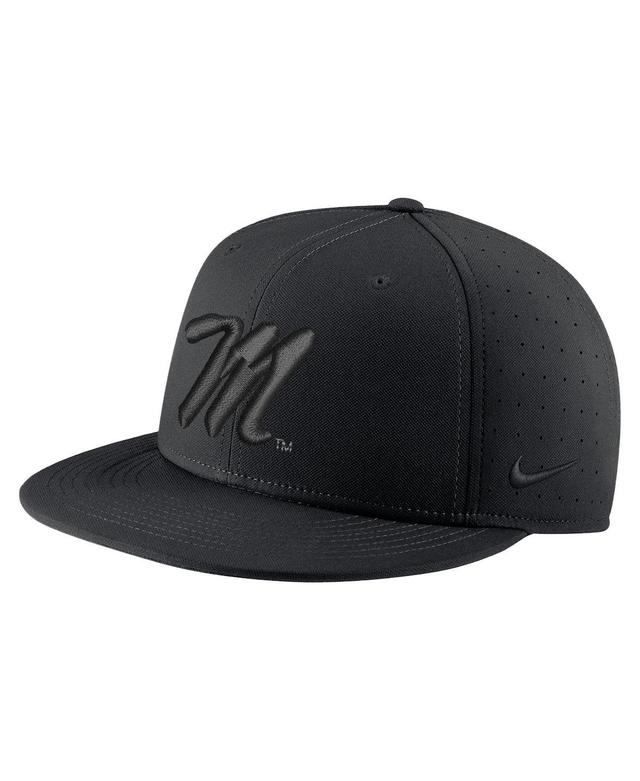 Mens Nike Pitt Panthers Triple Black Performance Fitted Hat Product Image