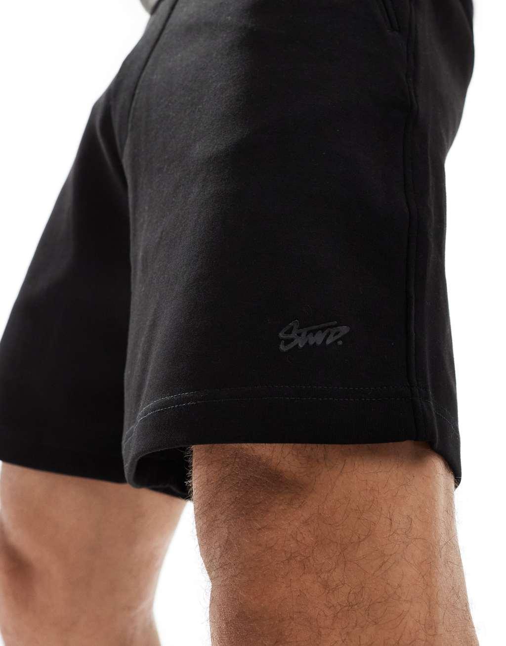 Pull&Bear premium jersey short in black Product Image