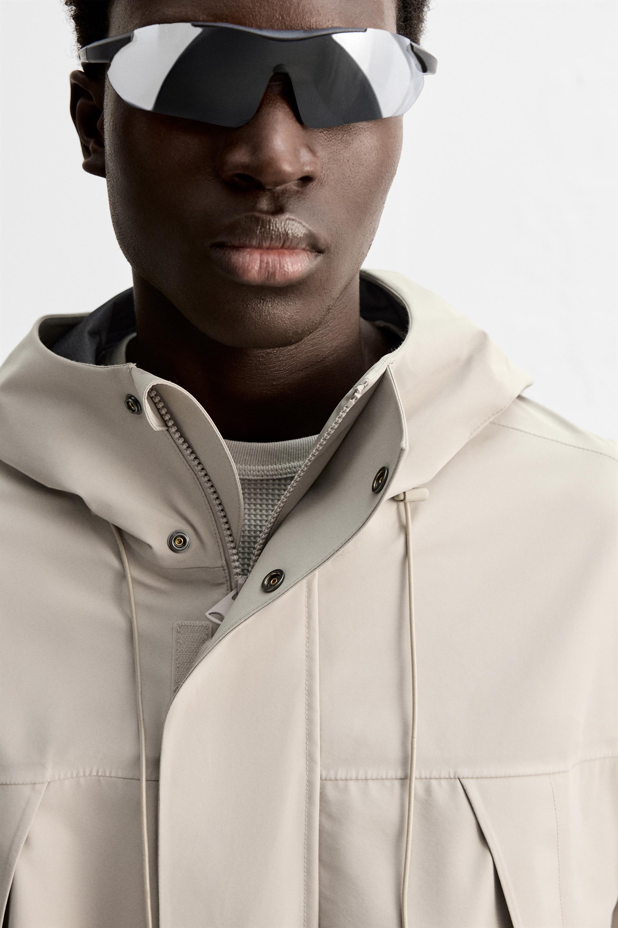 WATER REPELLENT TECHNICAL PARKA Product Image