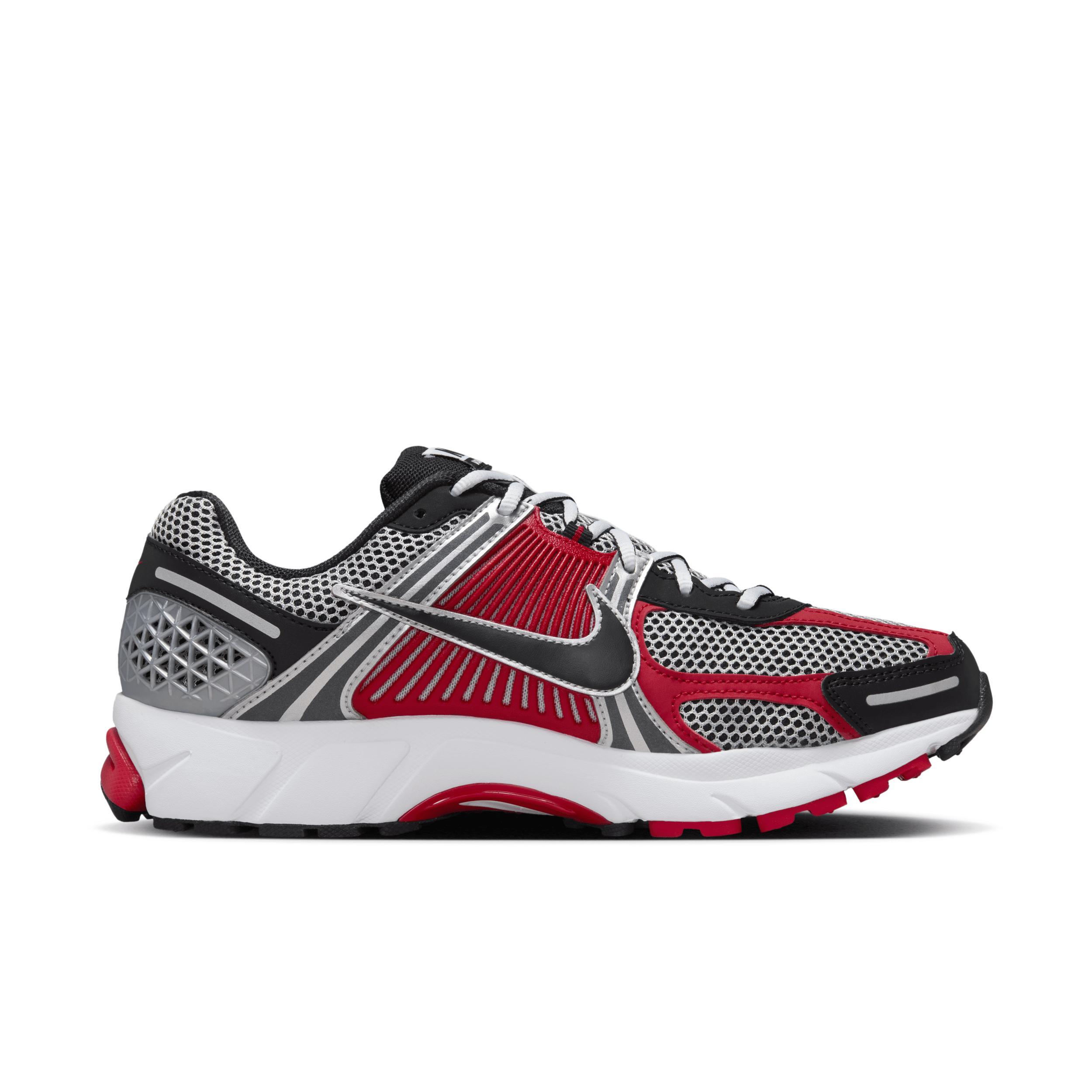 Nike Men's Zoom Vomero Shoes Product Image