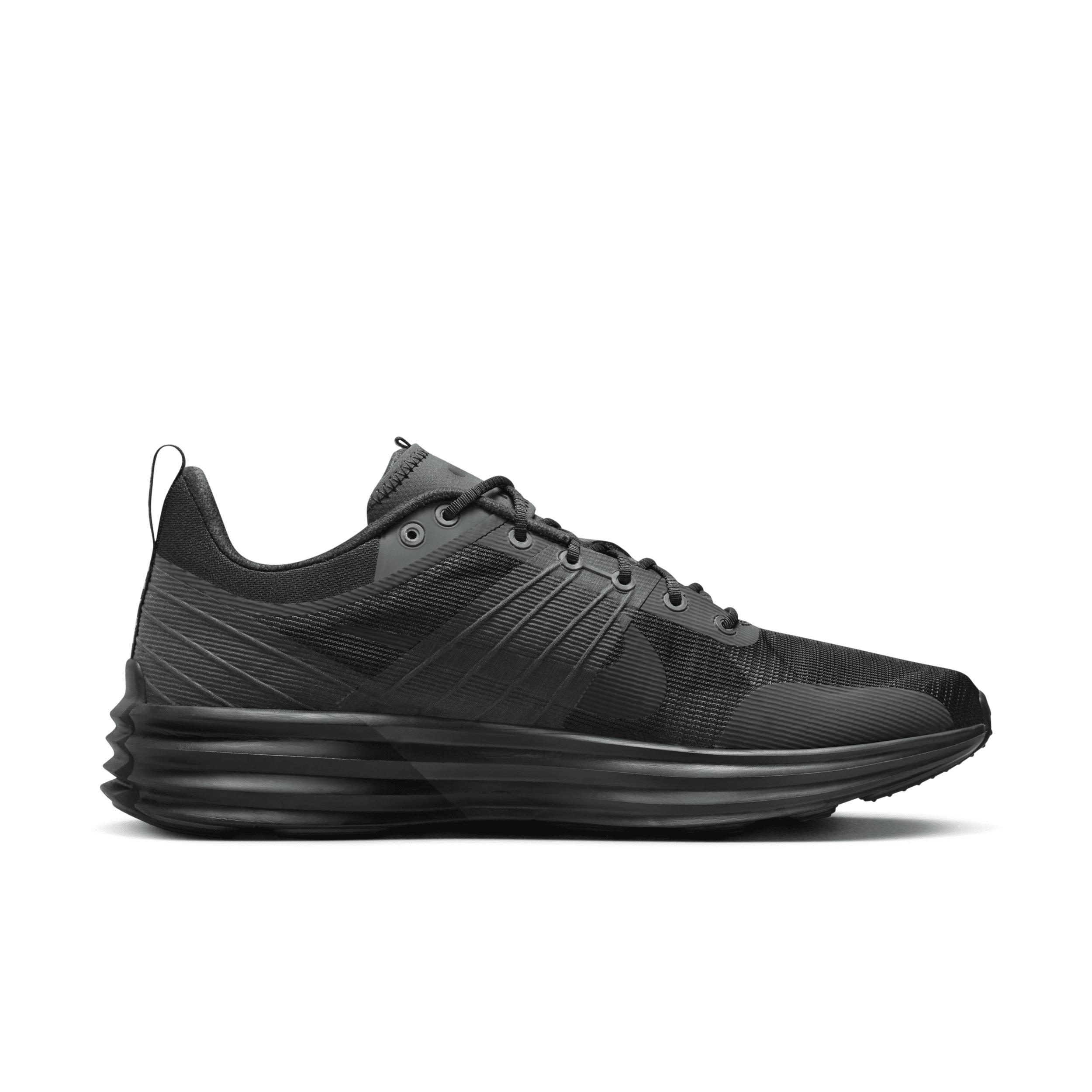 Nike Men's Lunar Roam Shoes Product Image