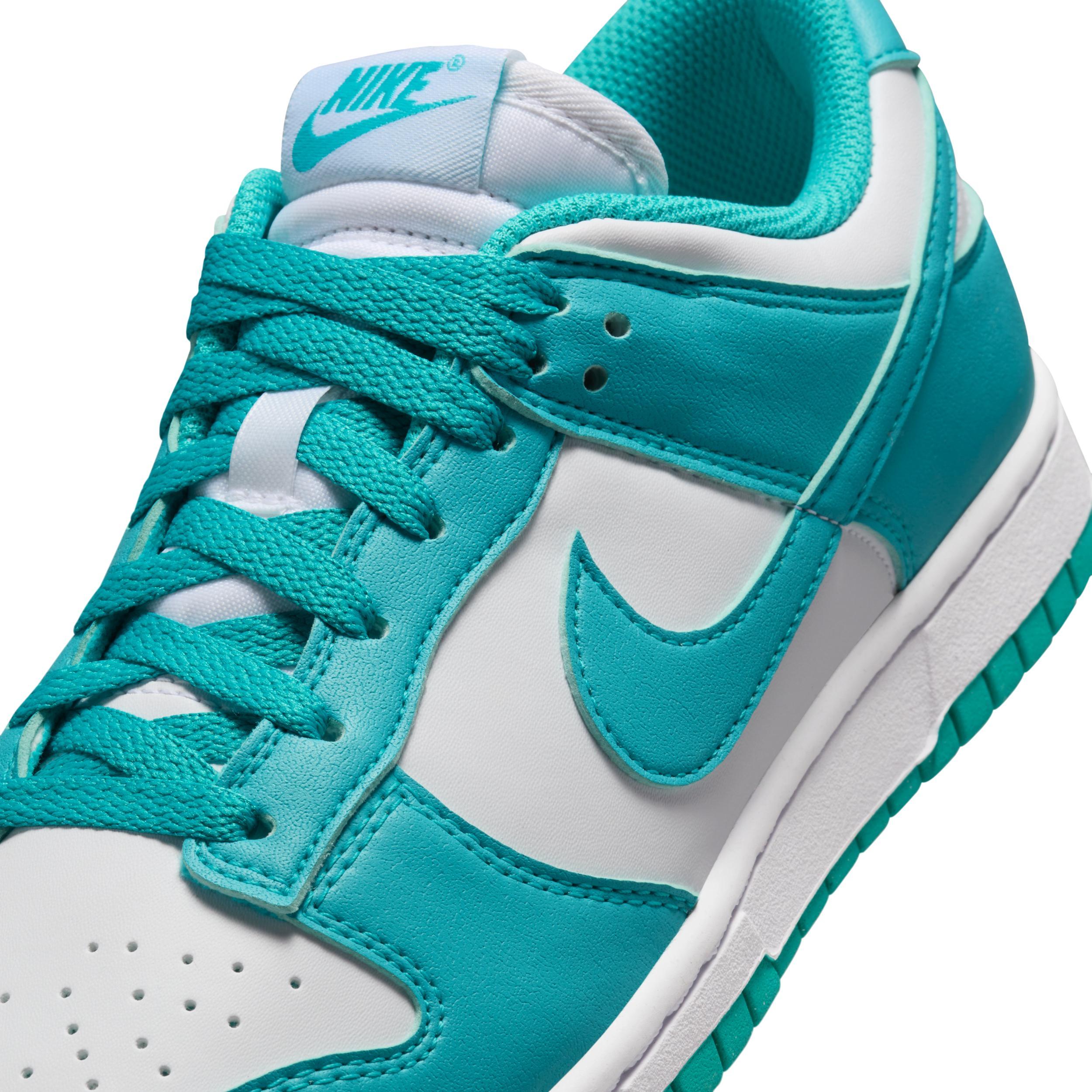 Nike Men's Dunk Low Retro Shoes Product Image