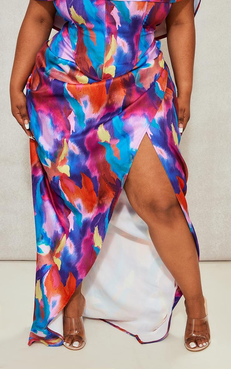 Plus Multi Printed Ruched Side Maxi Skirt Product Image