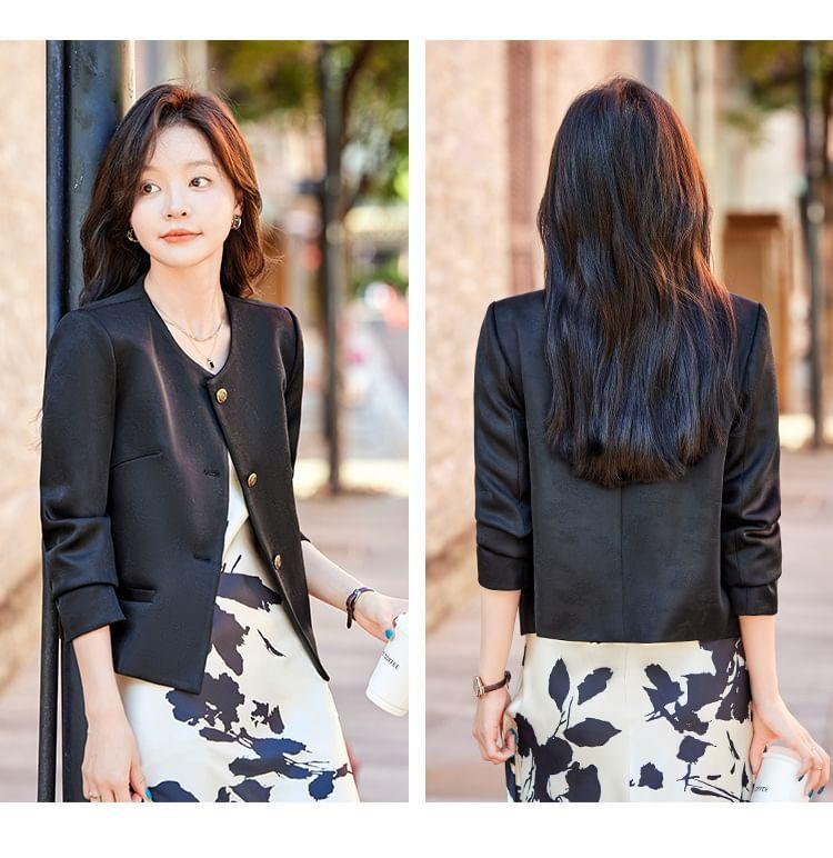 Round Neck Jacquard Button Jacket Product Image