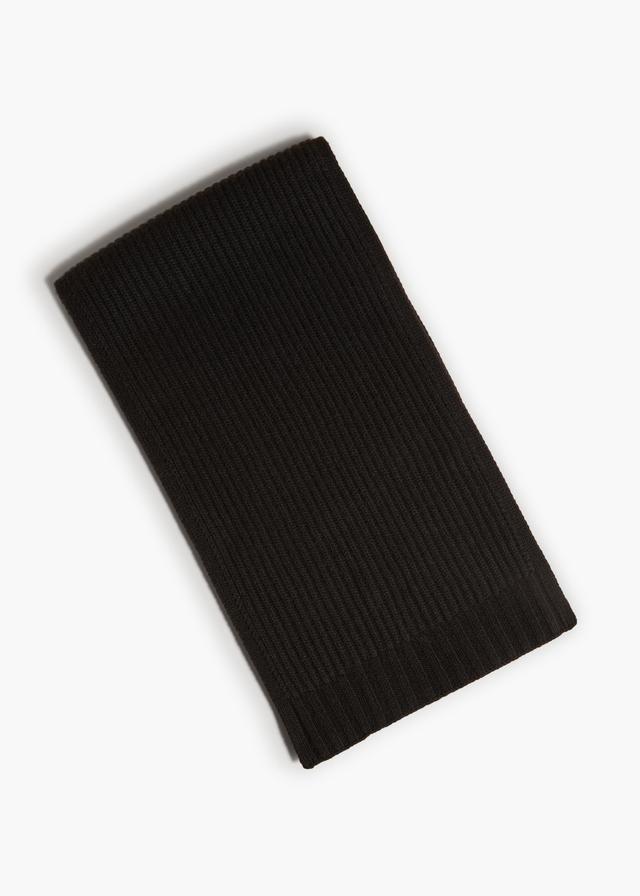 Blanc Scarf in Black Product Image